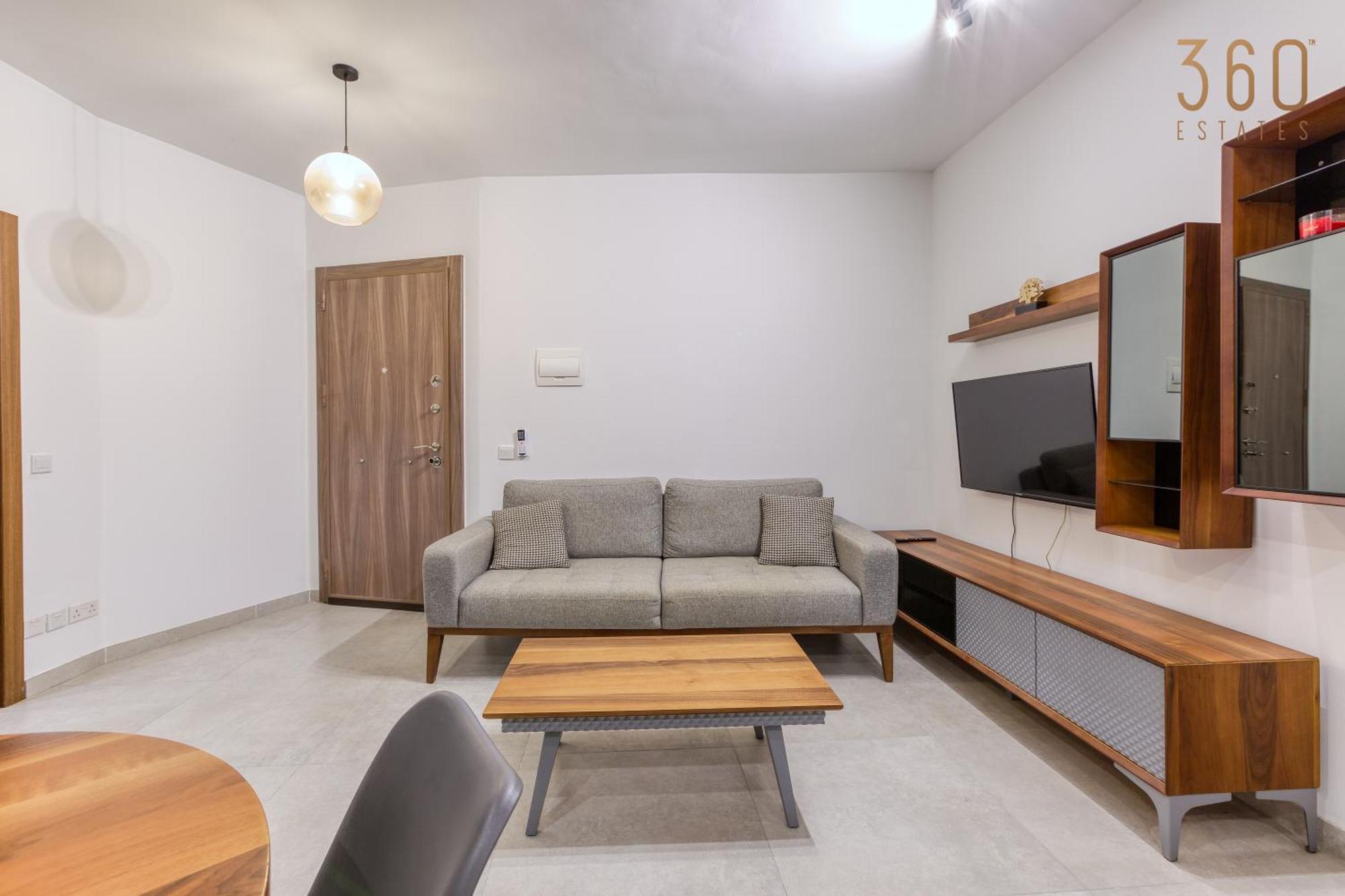 The Swieqi Poolside Suites Is-Swieqi Ngoại thất bức ảnh
