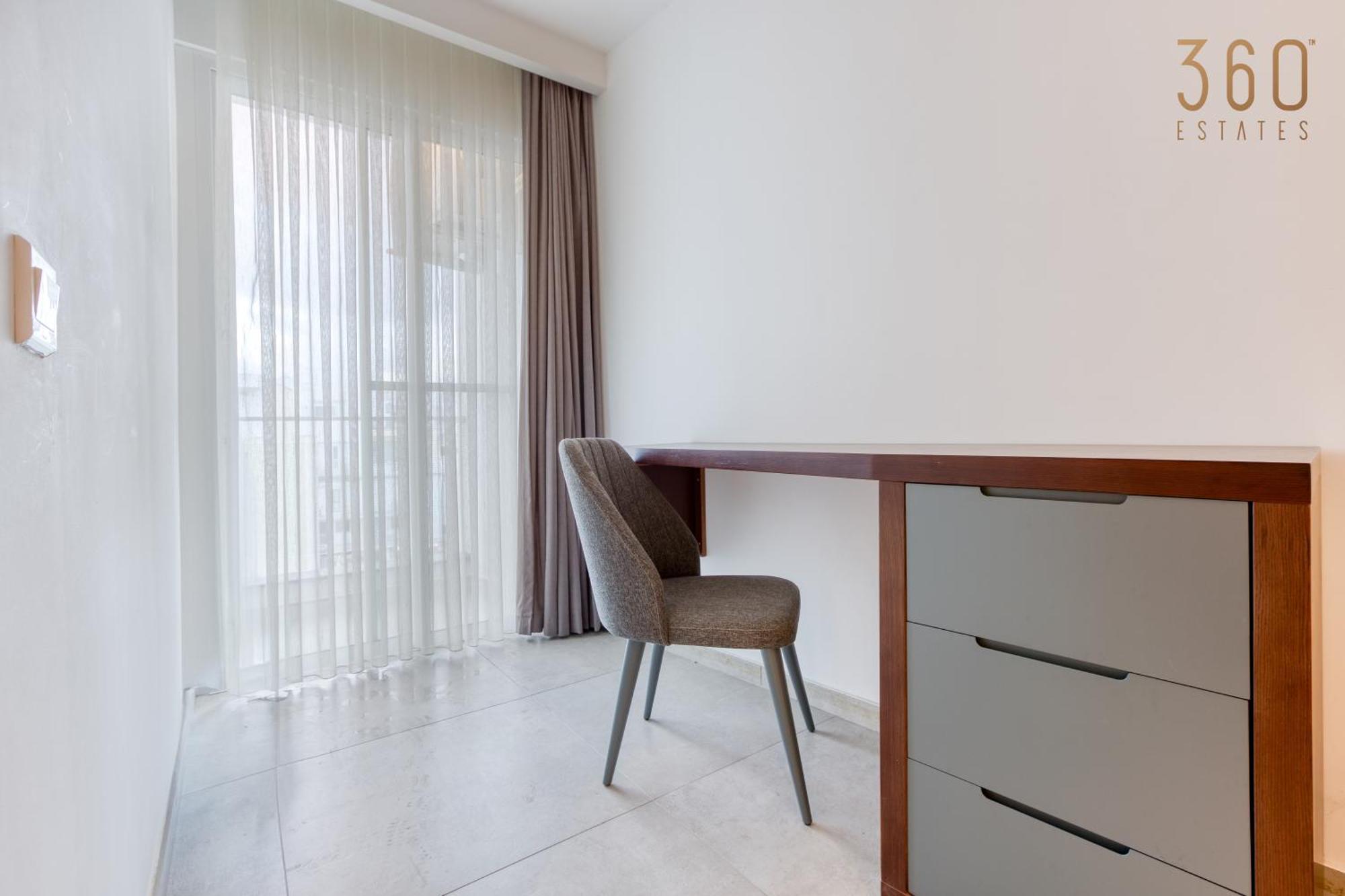 The Swieqi Poolside Suites Is-Swieqi Ngoại thất bức ảnh