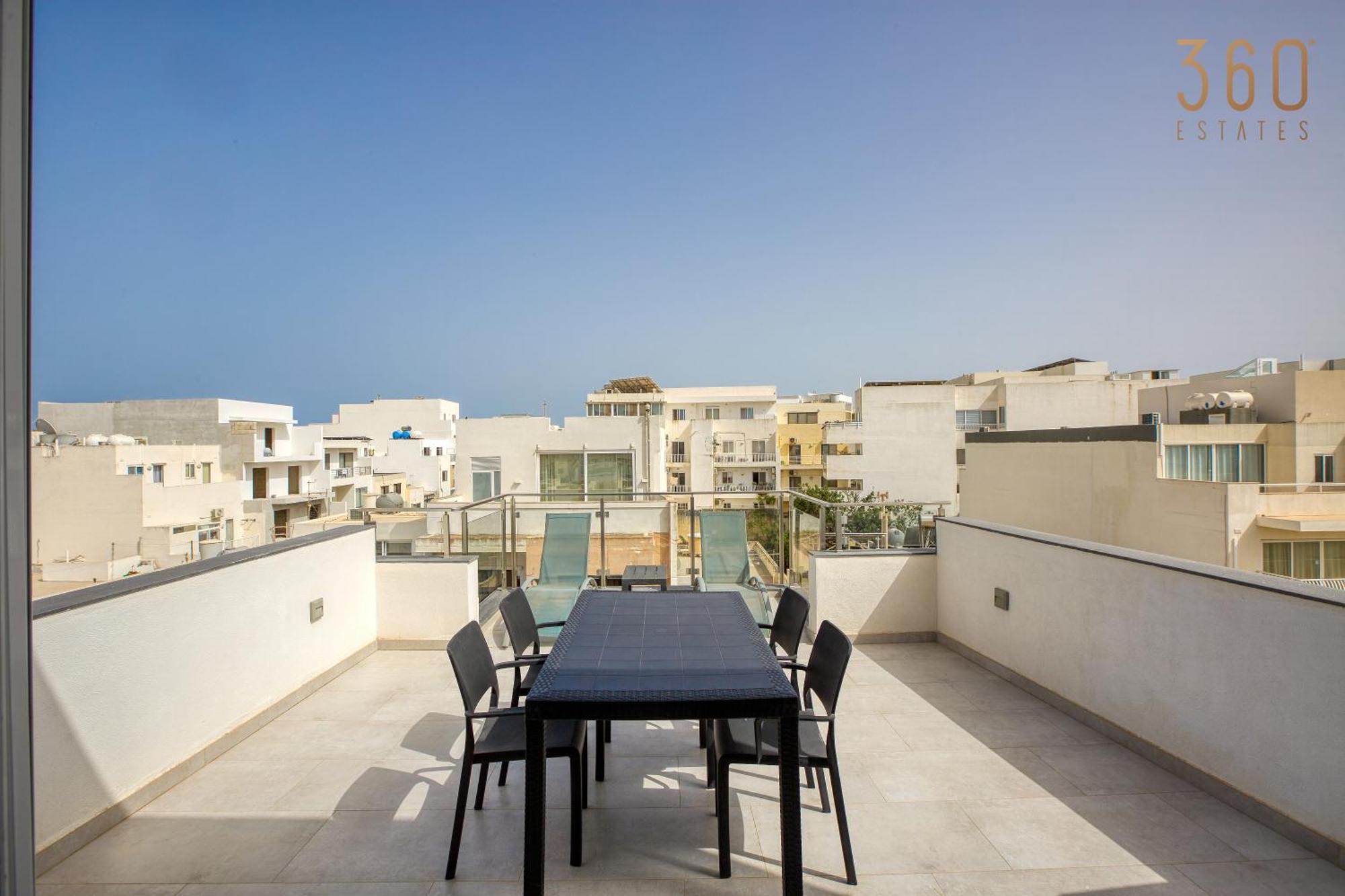 The Swieqi Poolside Suites Is-Swieqi Ngoại thất bức ảnh