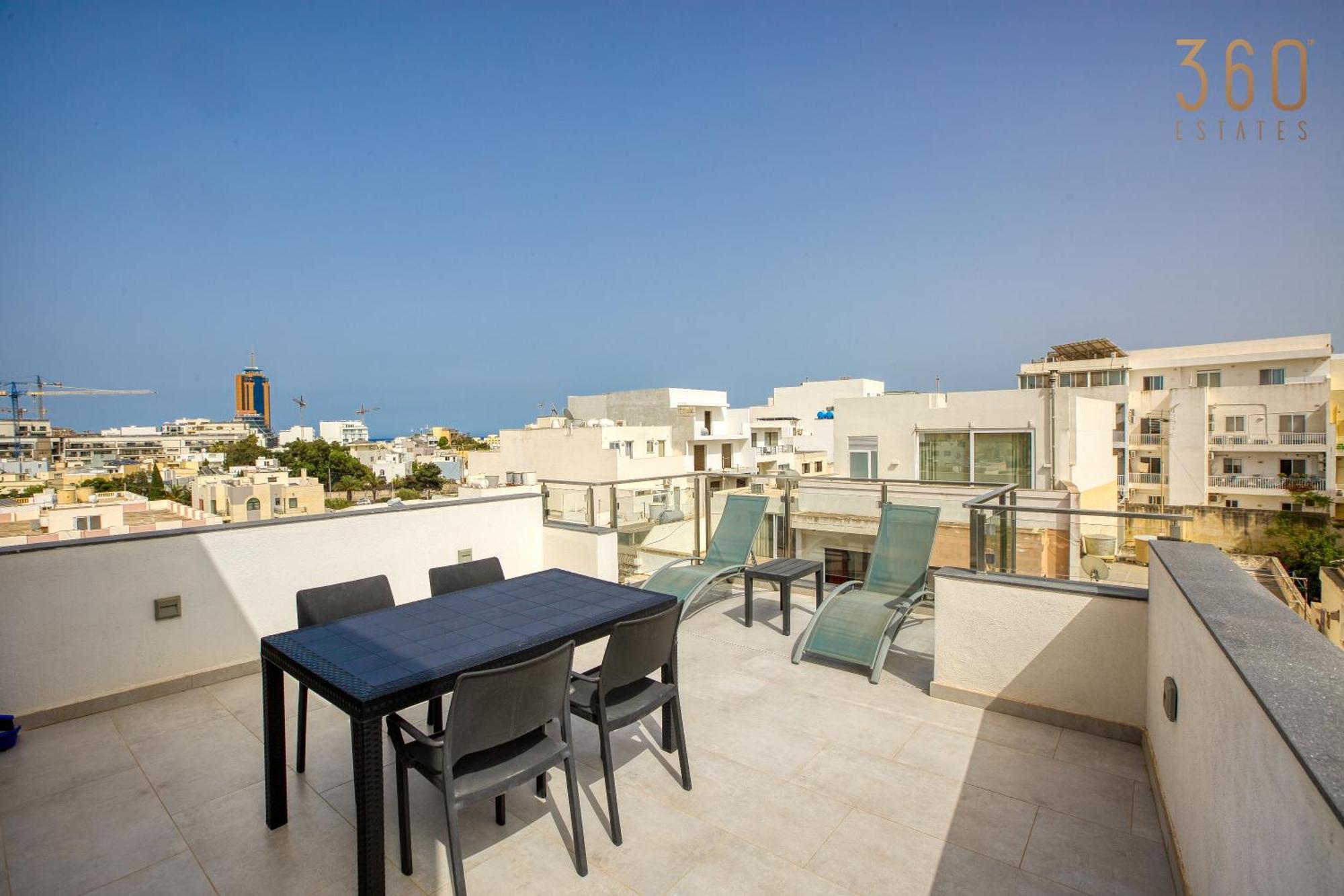 The Swieqi Poolside Suites Is-Swieqi Ngoại thất bức ảnh